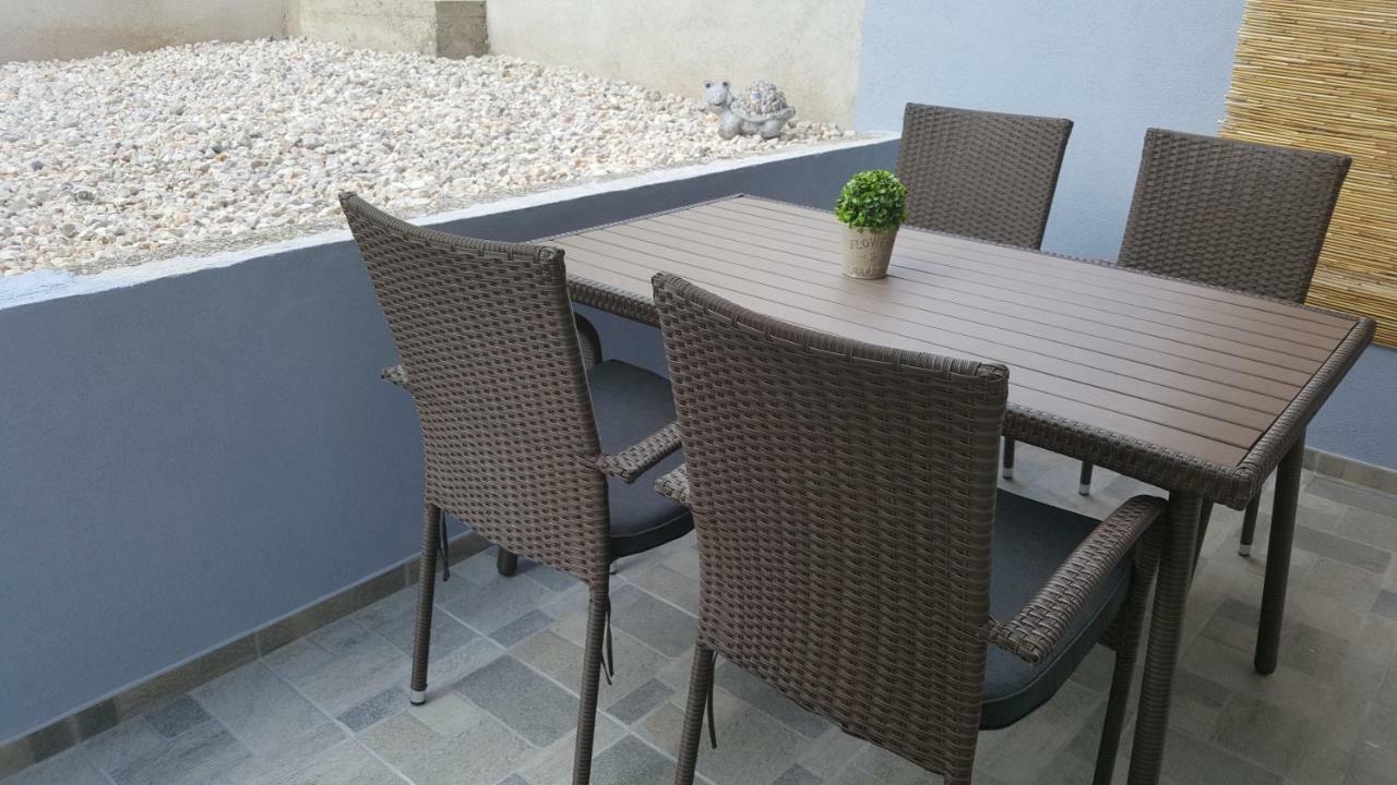 Ferienwohnung Apartman Mimi Makarska Exterior foto